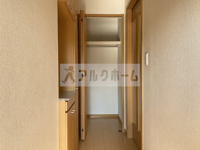 エレガンテフィオーレの玄関