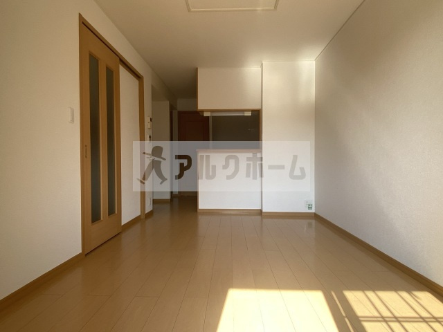 エレガンテフィオーレの居間・リビング