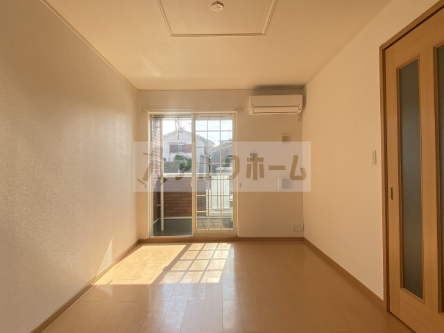 エレガンテフィオーレの居間・リビング