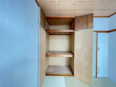 【収納】 | サンビュー | 和室6帖のお部屋にあるクローゼットです♪大切なお洋服もしわにならないようにハンガーがけができます☆