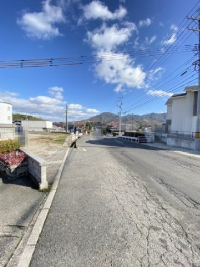 売土地　　伴中央2丁目の前面道路含む現地写真
