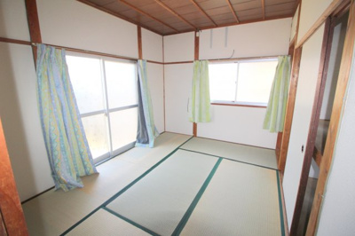 【居間・リビング】 | 中桜塚5丁目3戸1