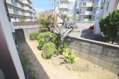 【庭】 | 中桜塚5丁目3戸1