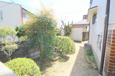 【庭】 | 中桜塚5丁目3戸1