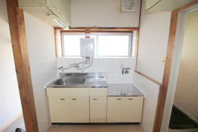 【キッチン】 | 中桜塚5丁目3戸1