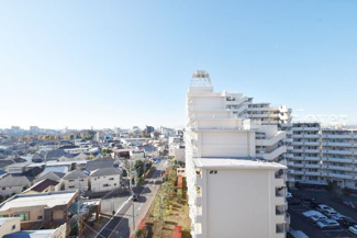 【展望】 | 即日のご見学も可能です！お気軽にお問い合わせください！
バルコニーからの眺望　街並み一望