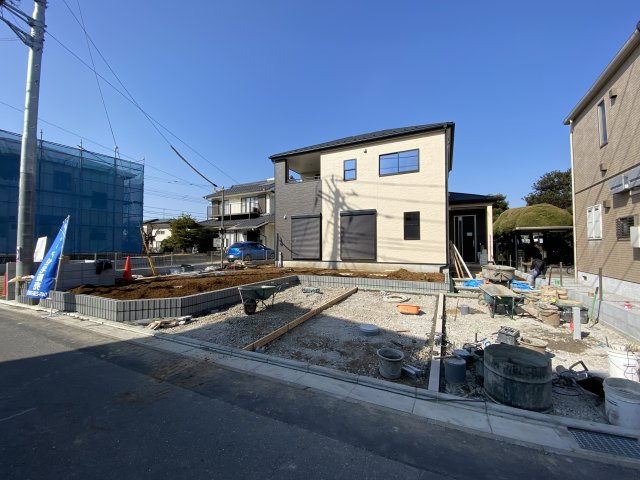 川越市大袋新田第3　新築戸建の前面道路含む現地写真
