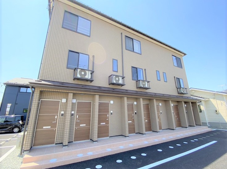 ジュネスコート