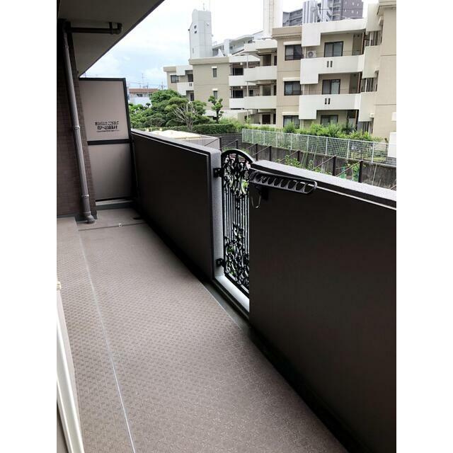 コアマンション九品寺のバルコニー