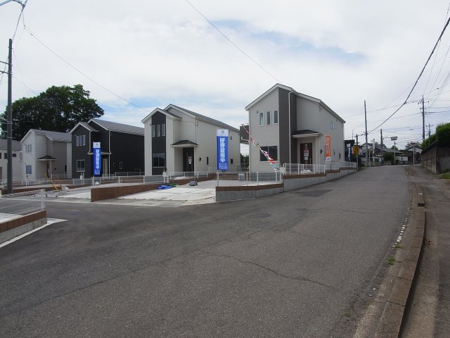 新築　榛東村新井第1　クリエートの家　1号棟の前面道路含む現地写真|位置指定道路4.51ｍ