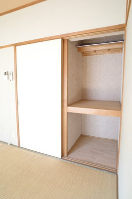 【収納】 | 青葉ハイツ2 | 収納スペースは和室サイドに。