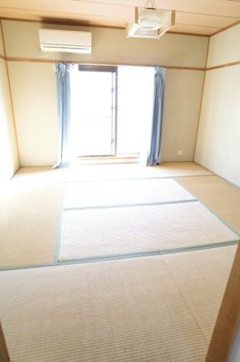 【居間・リビング】 | 青葉ハイツ2 | 和室、８帖の広いお部屋！