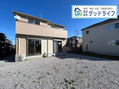 【外観】 | 深谷市 普済寺　中古戸建て　 | 南側には広々とした庭が♪