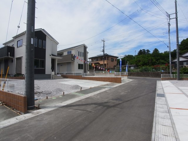 新築　榛東村新井第1　クリエートの家　2号棟の前面道路含む現地写真|位置指定道路4.51ｍ