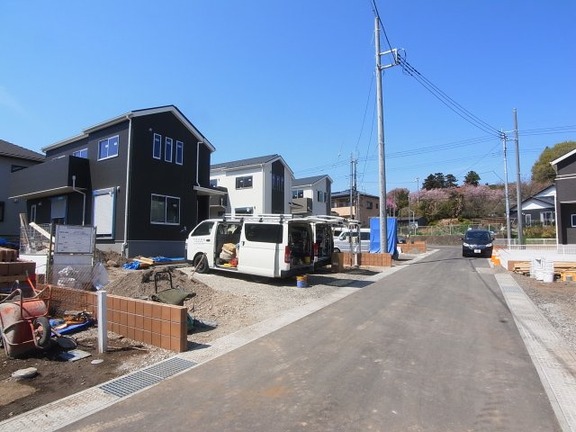新築　榛東村新井第1　クリエートの家　3号棟の前面道路含む現地写真|位置指定道路4.51ｍ