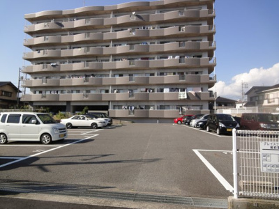 【駐車場】 | グレイスフォート岬