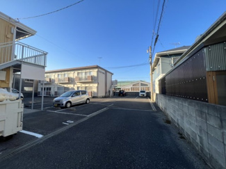 【駐車場】