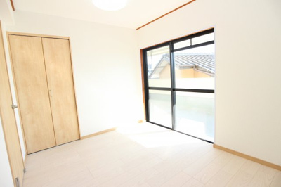 【洋室】 | ベルテック打越