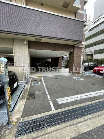 ライオンズ大阪天満の杜の駐車場|カースペースがあります