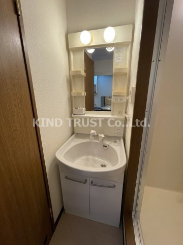 ハイネス川端の洗面所|コンパクトで使いやすい洗面所