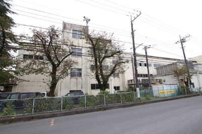 飯能市立飯能第一小学校まで1000m