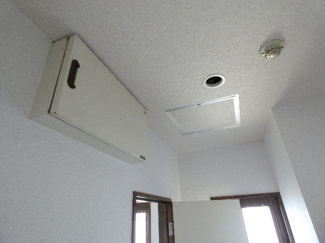 【設備】 | 貸事務所（３階）