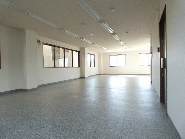 【内装】 | 貸事務所（３階）