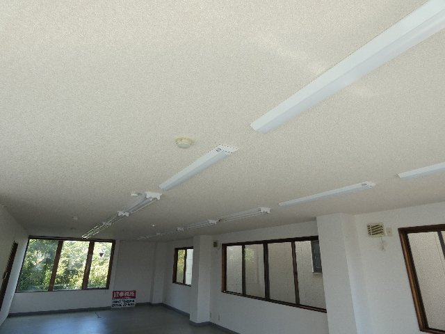 【設備】 | 貸事務所（３階）