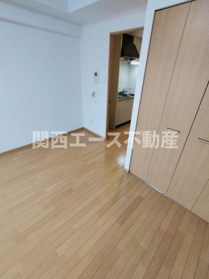  | グランシス高井田