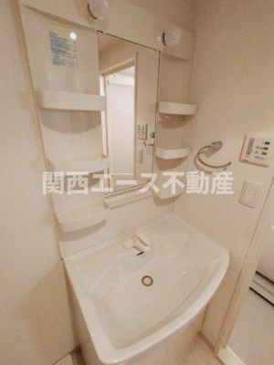  | グランシス高井田