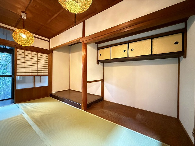 松尾邸の和室|１F