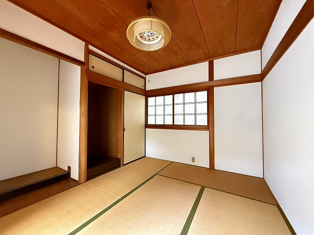 松尾邸の和室|１F