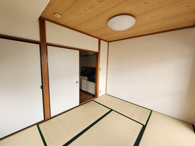 ハイム岡田の和室