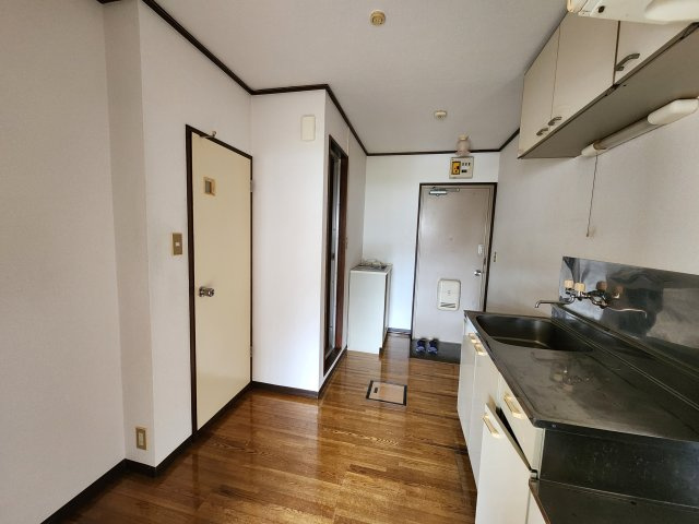 ハイム岡田の内装