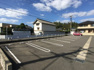 【駐車場】 | 清風・光風　光風 | 駐車場に車を止められます