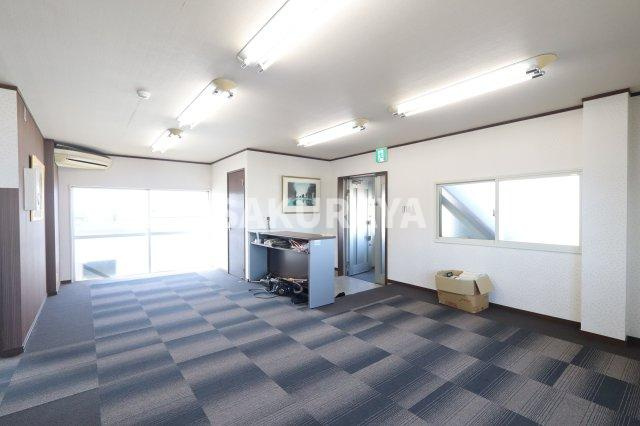 足利市福富町の事務所の内装