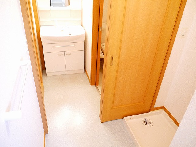 メゾン・ド・エトワールの洗面所|広い洗面スペース