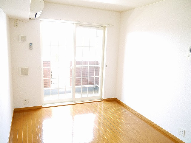 メゾン・ド・エトワールの居間・リビング|ゆったり過ごせるリビングです