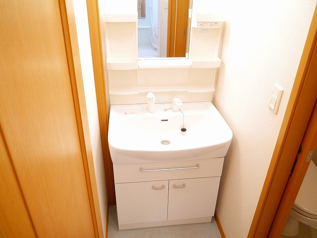 メゾン・ド・エトワールの独立洗面台|独立洗面化粧台が付いています