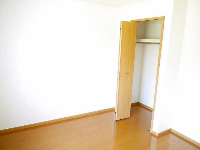 メゾン・ド・エトワールの収納|たっぷりとした収納スペースです