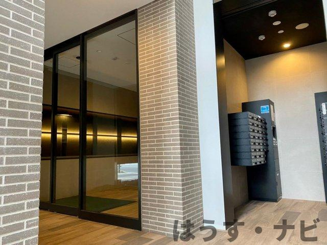 サヴォイラルカンジュのエントランス|《オーナーチェンジ物件》落ち着いたエントランスです！