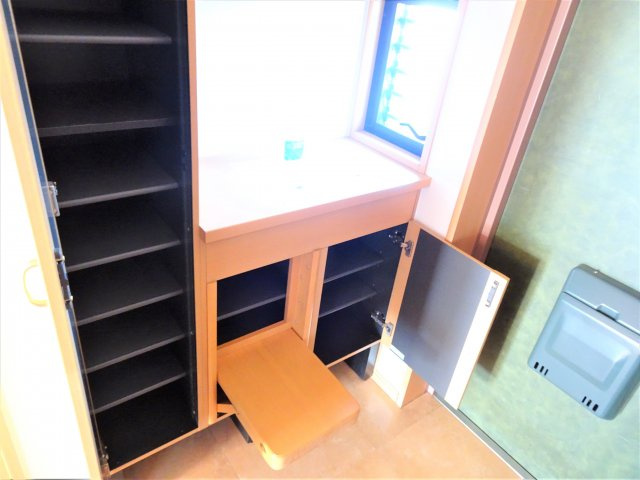 エスポワール本今の玄関