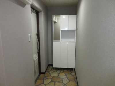 【玄関】 | 都田コート　３階