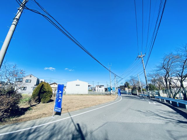 川越市大袋新田　売地の前面道路含む現地写真|眺望良好の閑静な住宅街です。