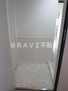 huit arbre上町台 （ユイットアルブルウエマチダイ）BRAVI不動産の玄関|【huit arbre上町台】