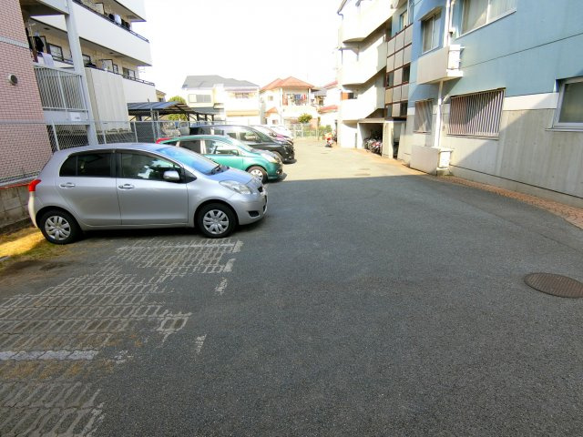 ステーション小谷の駐車場