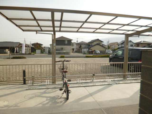 都窪郡早島町前潟の賃貸マンションのその他共用部分|駐輪場