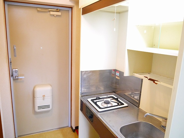 万葉Ⅱ（マンション万葉Ⅱ）のキッチン|きれいなキッチンです