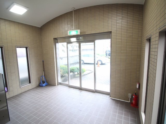オーク長岡天神（岡本）のロビー