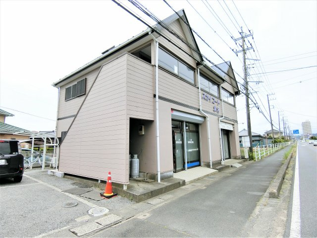 スカイコート求名の外観